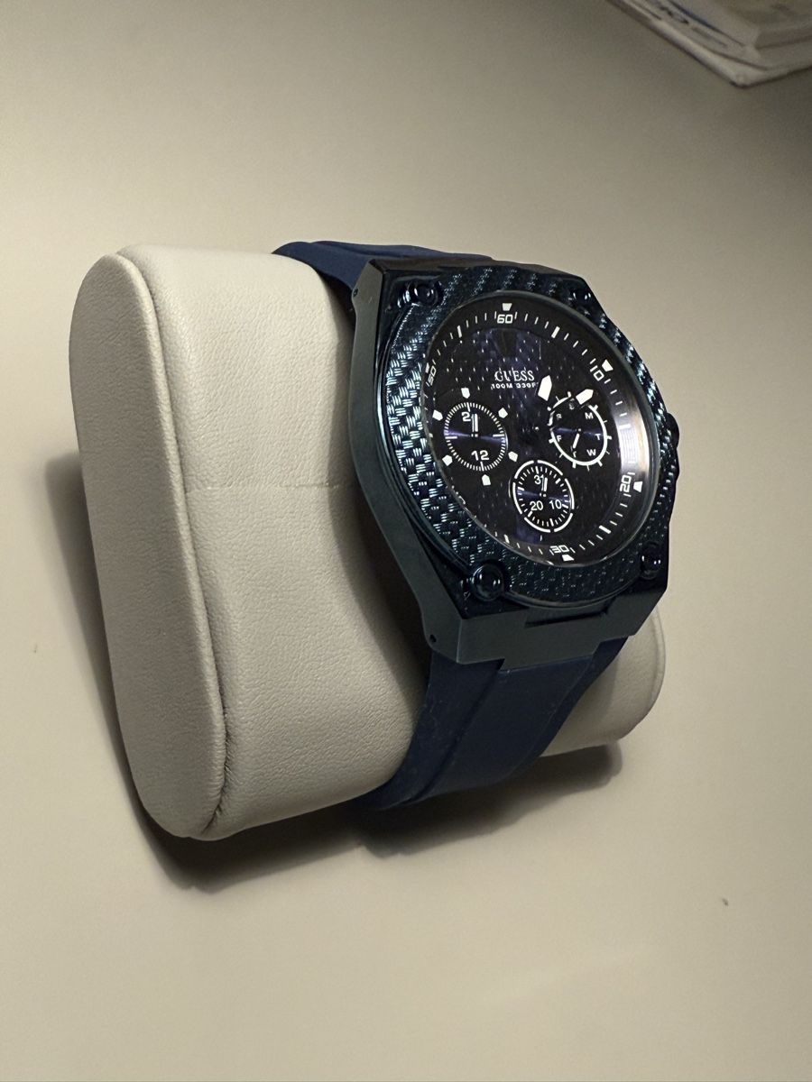 Guess Orologi: Montre Guess - Full set neuf – Nuovo (secondo la descrizione) da Genève venduto da Igoreuf 7