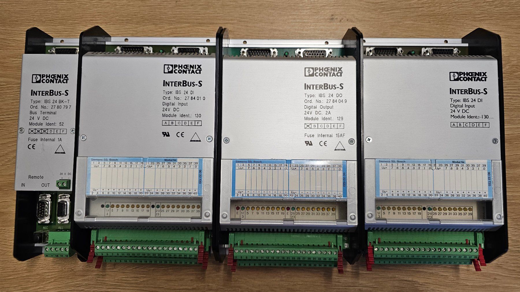 Phoenix Contact Componenti elettronici: Phoenix Contact InterBus-S Module – Usato da Boniswil venduto da LakeSide_Boniswil