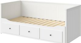 Lit banquette Hemnes IKEA - Solution de couchage pratique
