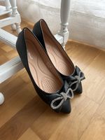 Schicke Ballerinas, schwarz, Gr. 39, neuwertig, mit Schleife