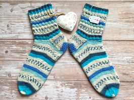 Handgestrickte Socken 🧦🧶Grösse 40/41. DIE Geschenkidee🎁!