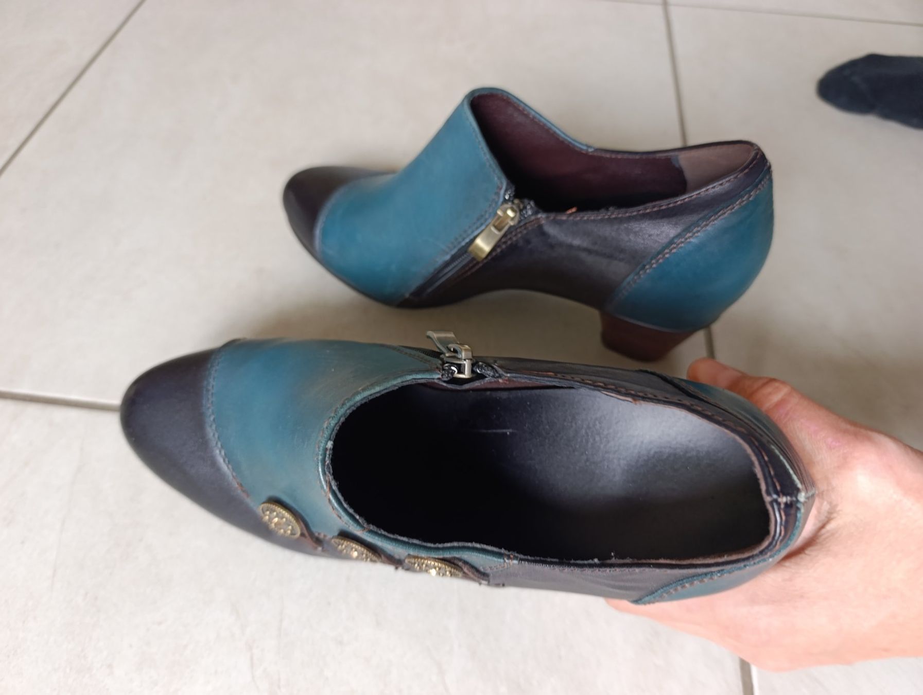 Scarpe da donna: Retropumps – Usato da Frick venduto da atr_wf8r 2