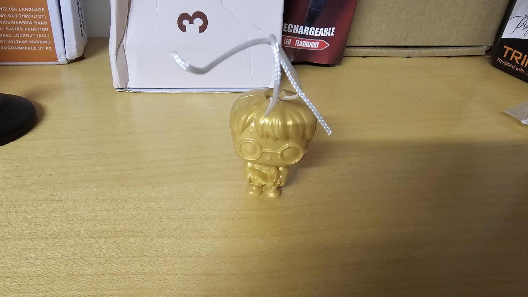 Statuette: Gold Harry Potter Kinder Joy – Usato da Dietikon venduto da teamomaria
