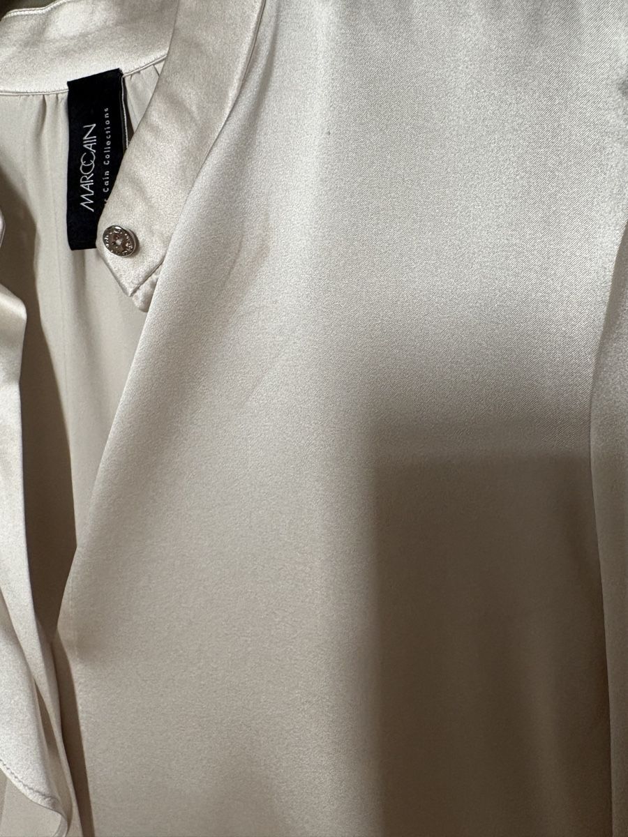 Marc Cain Camicette: Bluse von Marc Cain. 92% Seide, 8% Elastan – Usato da Wohlen AG venduto da 1247_ww_shopping 4