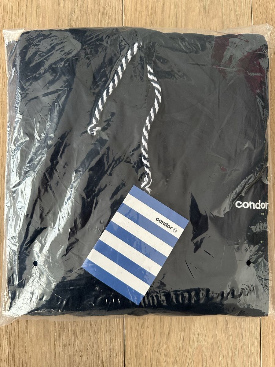 Pigiami: Condor Business Class Pyjama Gr. L/XL, plus FlyConnect Surf – Nuovo e nell'imballaggio originale da Küsnacht ZH venduto da Nano_zh