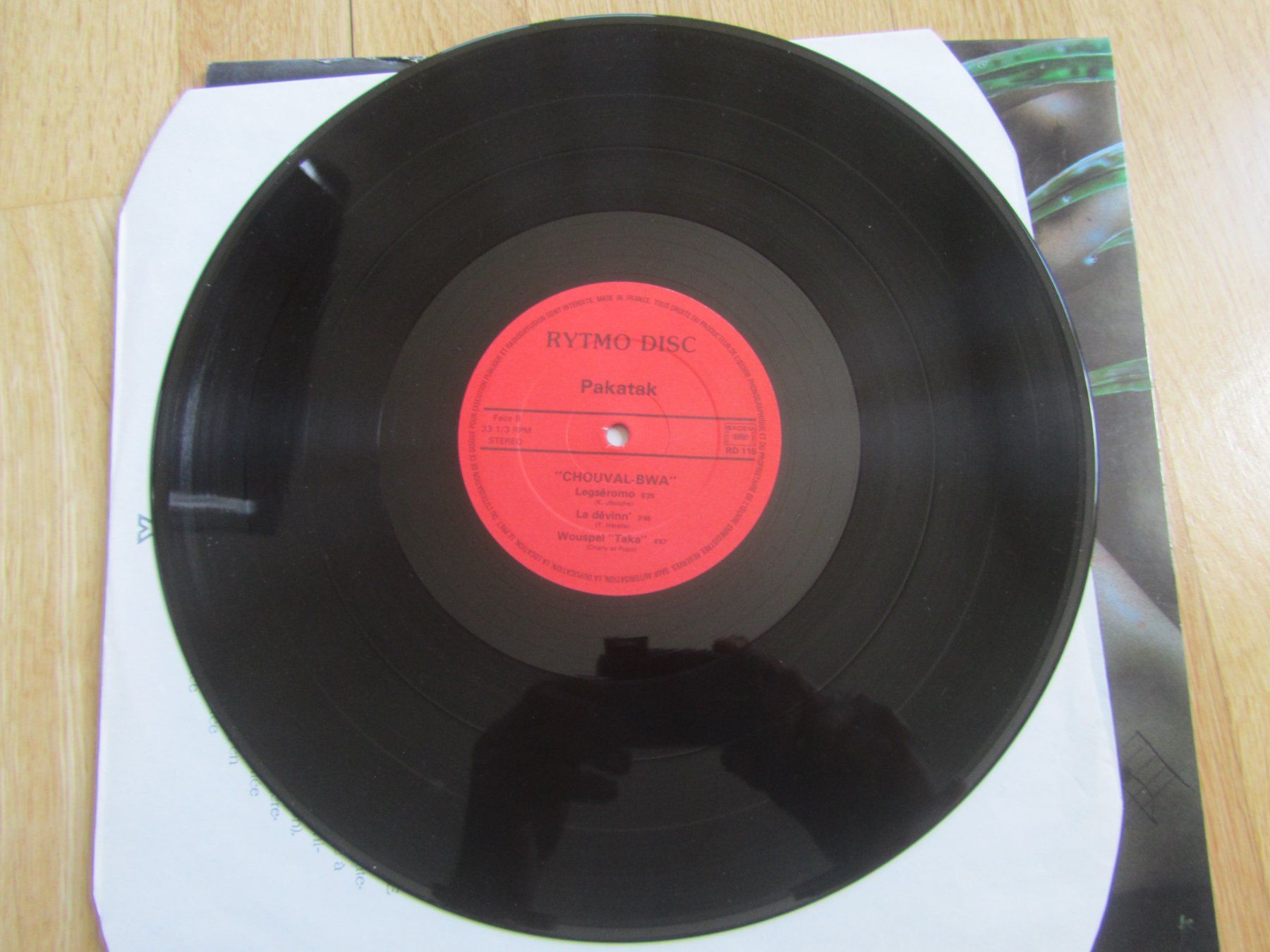 Schallplatten: Pakatak :Chouval-Bwa / Zouk, World Music – Gebraucht aus Seengen von mikelele 3