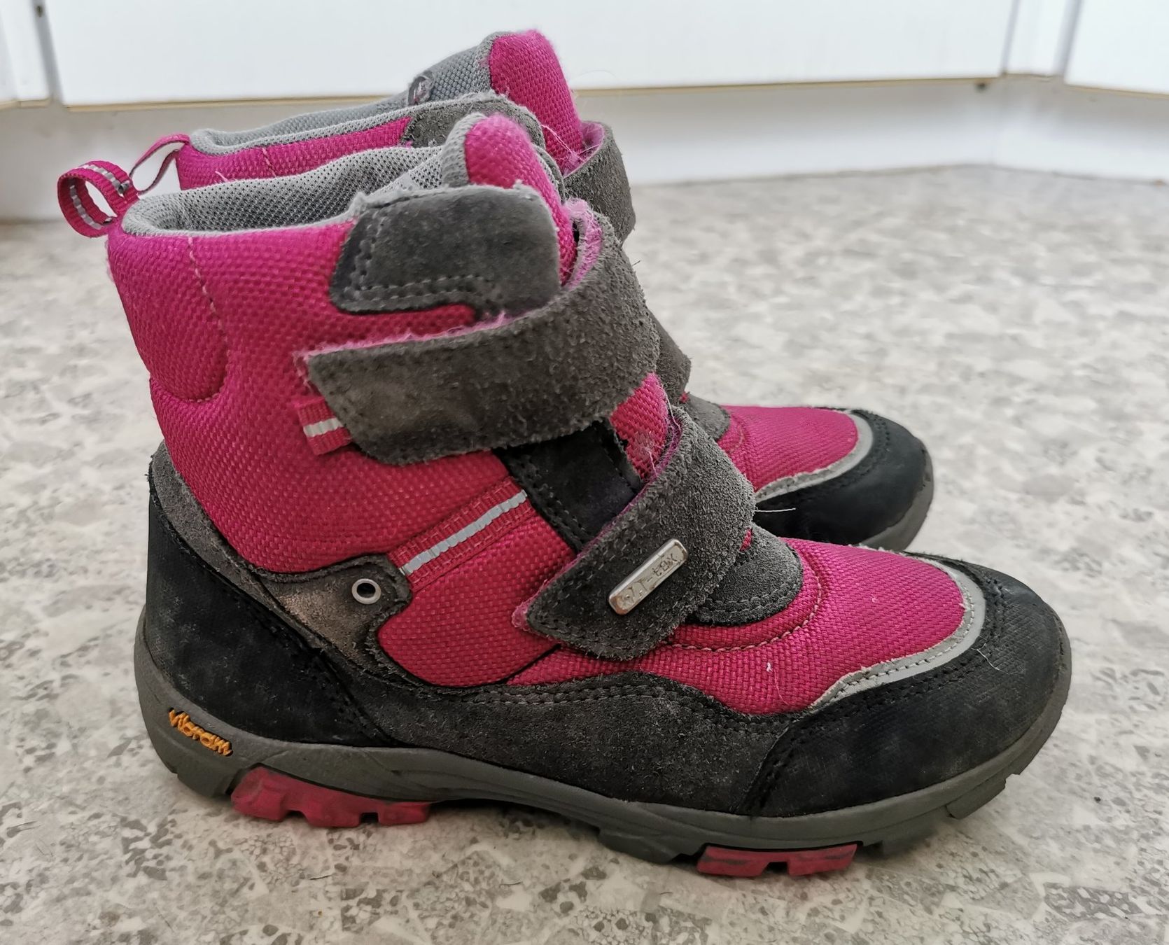 Elefanten Schuhe für Mädchen: Elefanten Stiefel Gr. 31 / Breite Mittel – Gebraucht aus Seuzach von Tureda 1