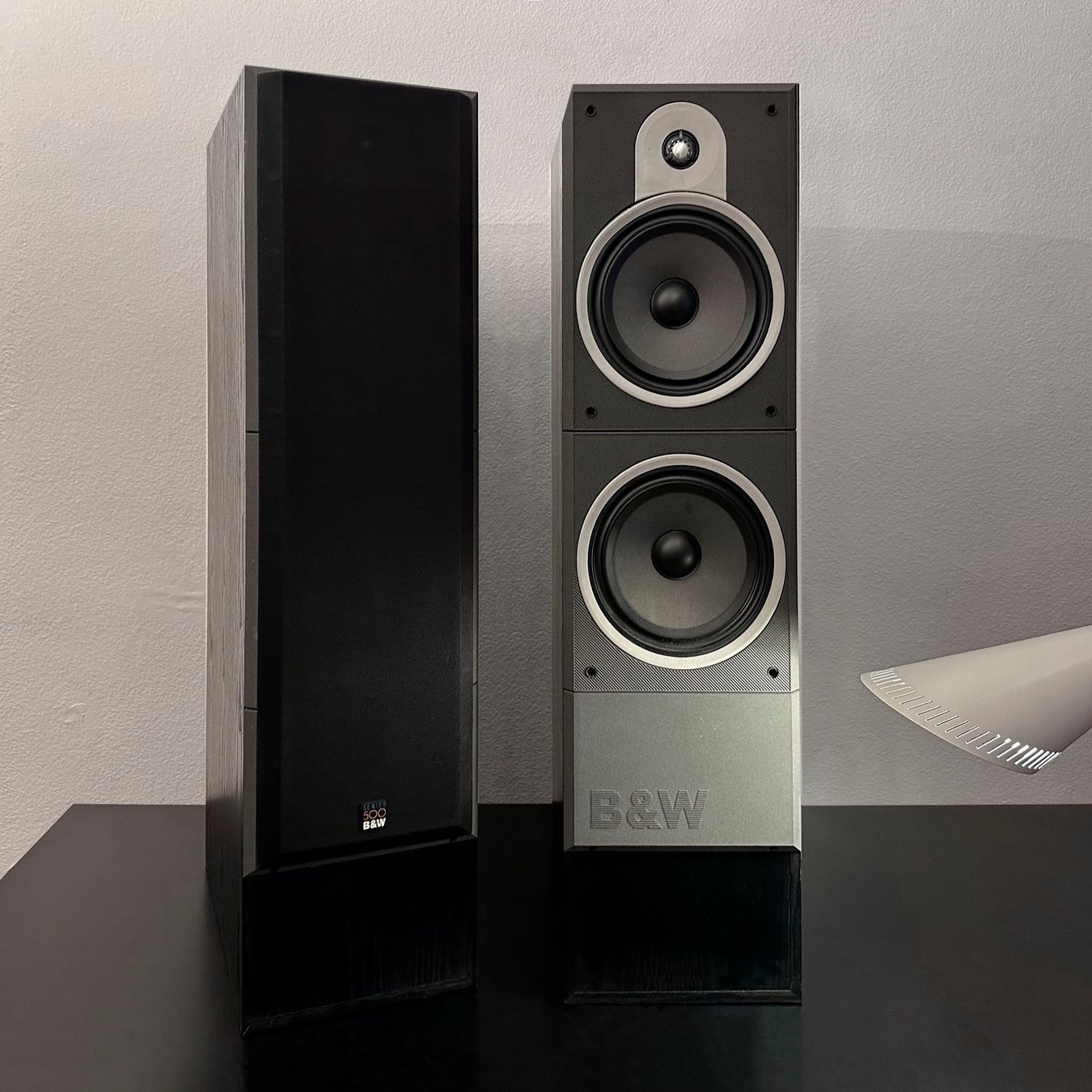 Bowers & Wilkins Casse acustiche: B&W DM 580 Standlautsprecher – Usato da Zürich venduto da Einzelheiten 2