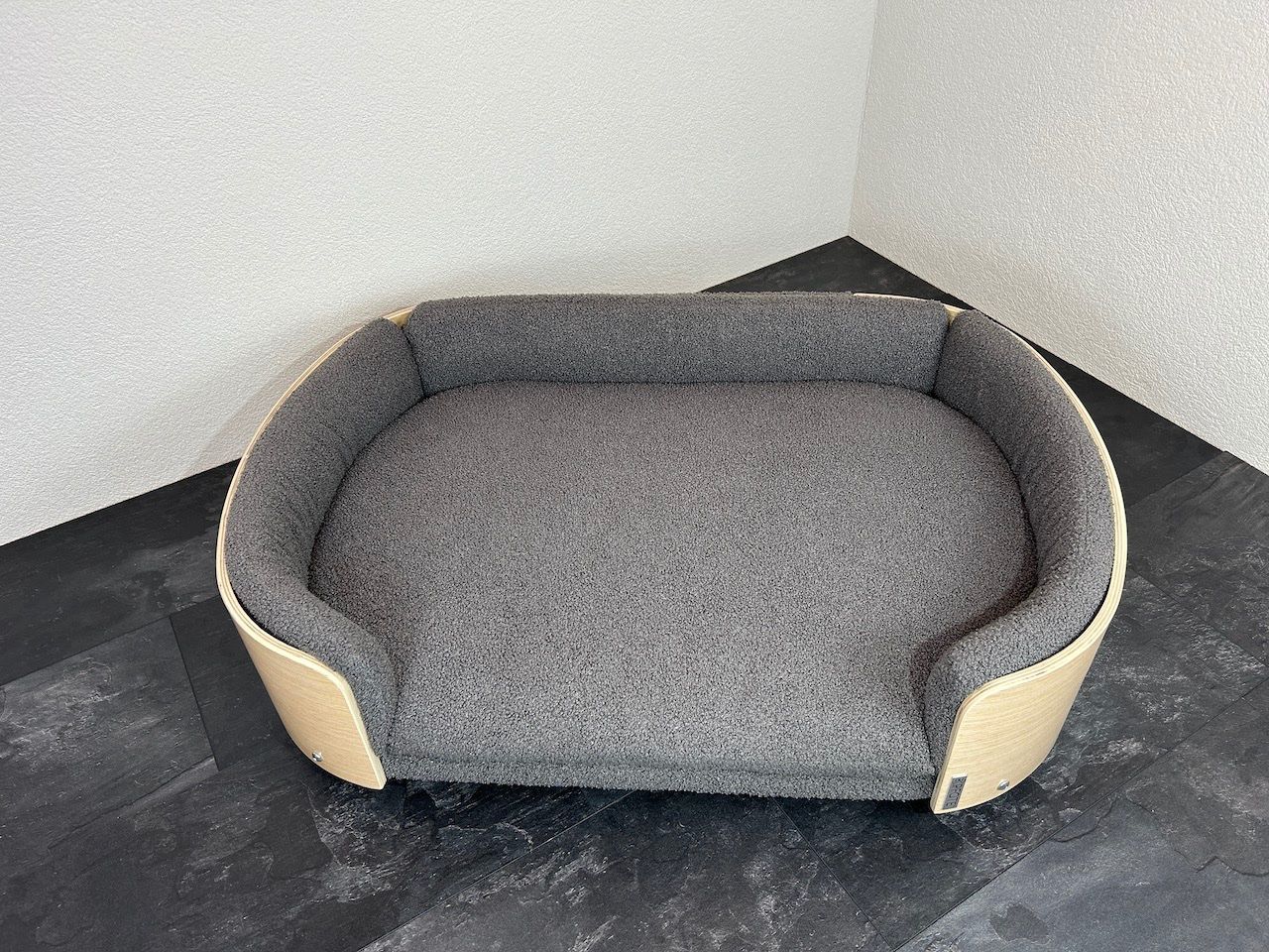 Cucce & Letti: PFOTE® Hundesofa aus Sperrholz – Nuovo e nell'imballaggio originale da Sirnach venduto da XELOonlineGmbH 3