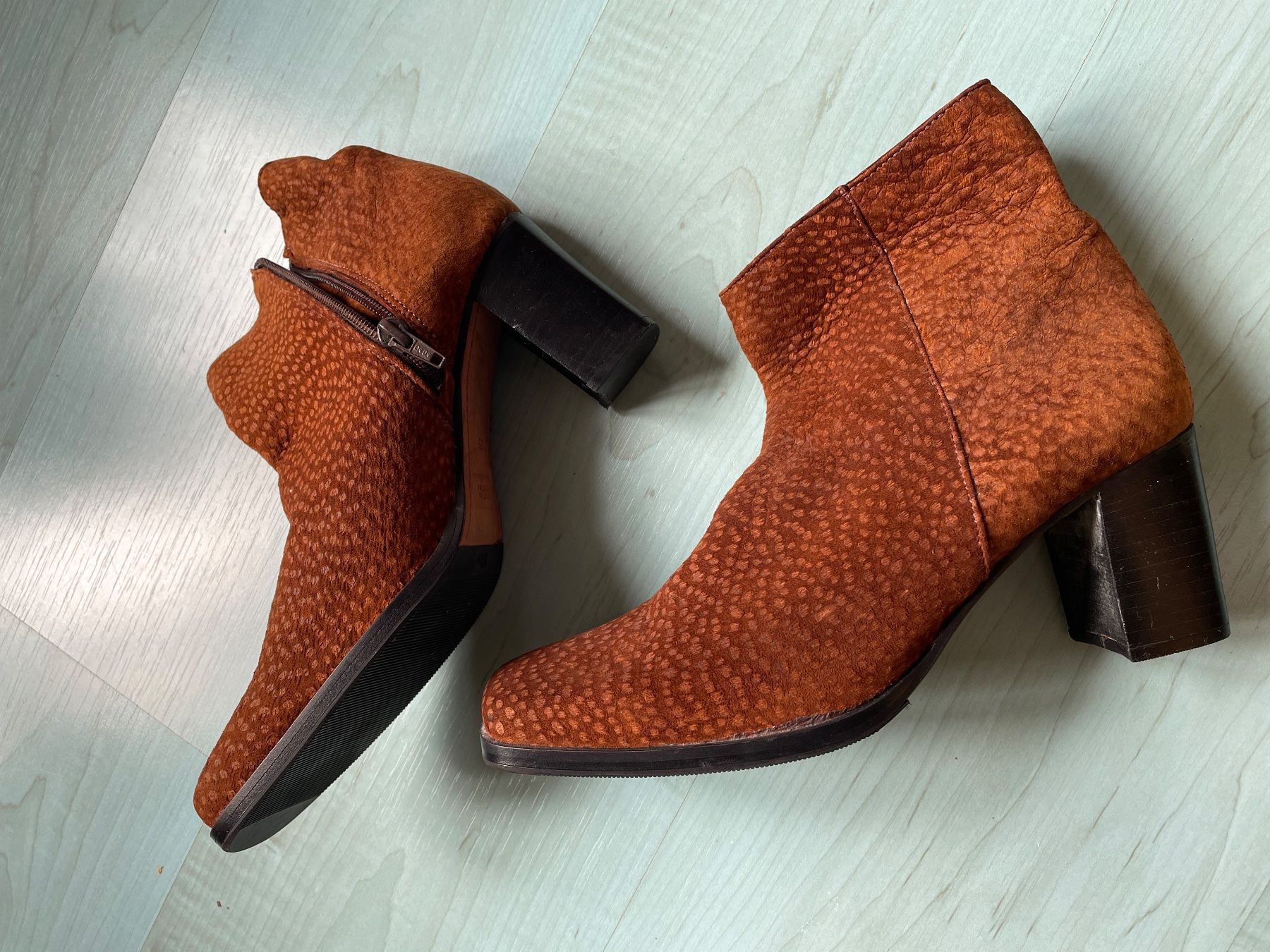 Scarpe da donna: Argentinische Stiefeletten, Gr 39 – Nuovo (secondo la descrizione) da Oberrieden venduto da PEGNE