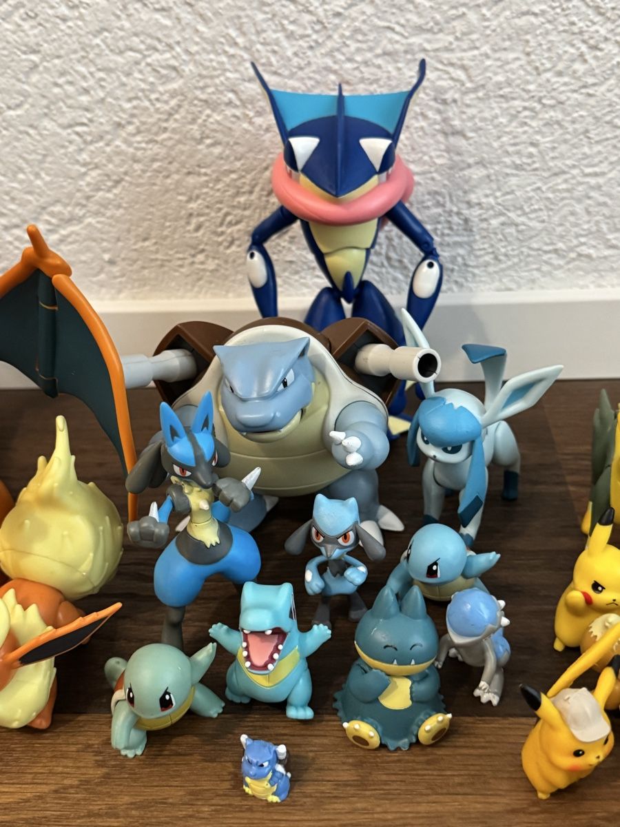 Pokémon Figuren: Mega Pokemon Sammlung 53 Stück & Extras – Gebraucht aus Weisslingen von MichelleH 4