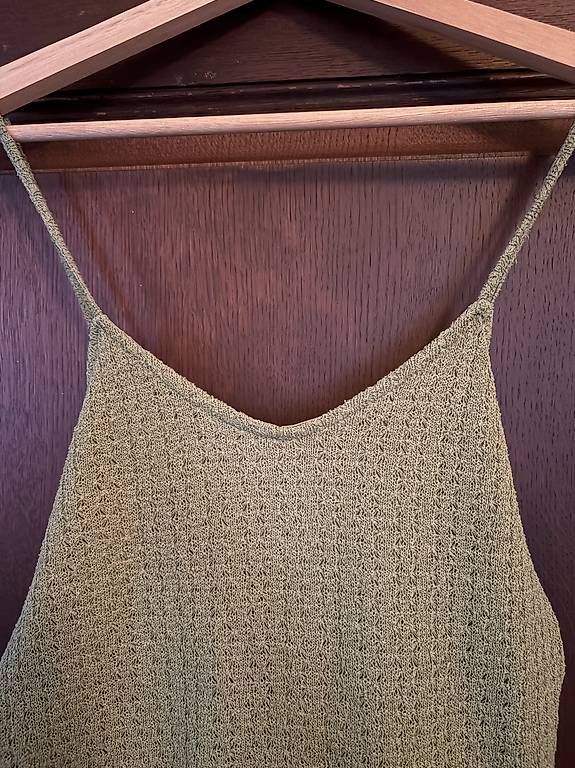 Pull&Bear Robes: Hellgrünes Kleid – Neuf (Voir description) à Basel par ale_vrd5 1