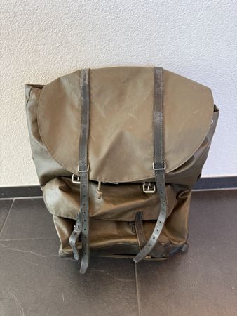 Schweizer Armeerucksack Armeeoliv gebraucht guter Zustand