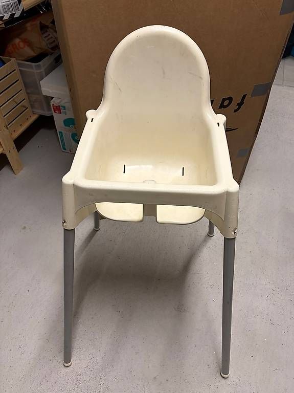 Chaises hautes: Ikea Hochsitz – D'occasion à Adliswil par michelle999