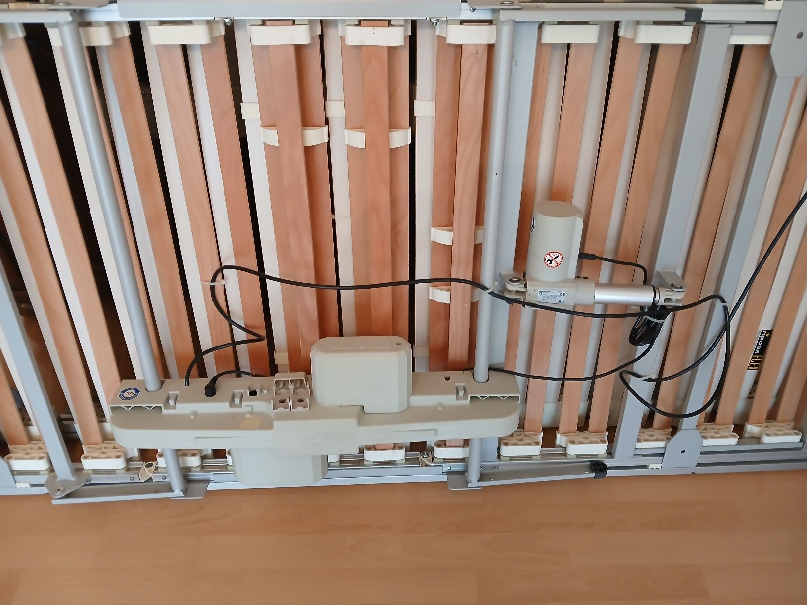Betten: Elektrisch verstellbarer Lattenrost Riposa Flex – Gebraucht aus Kriens von timber333 2