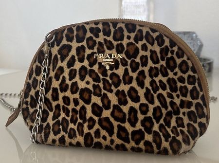 Prada Milano Handtasche mit Leopardenmuster, neuwertig
