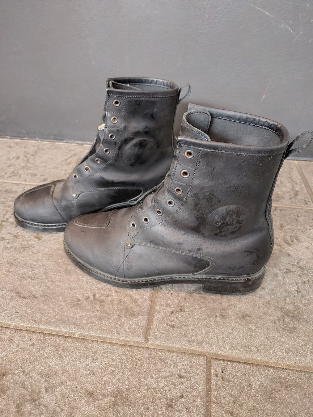 TCX Scarpe da uomo: Bottes moto noires TCX, cuir, 43 – Usato da St-Imier venduto da Isatys89 2