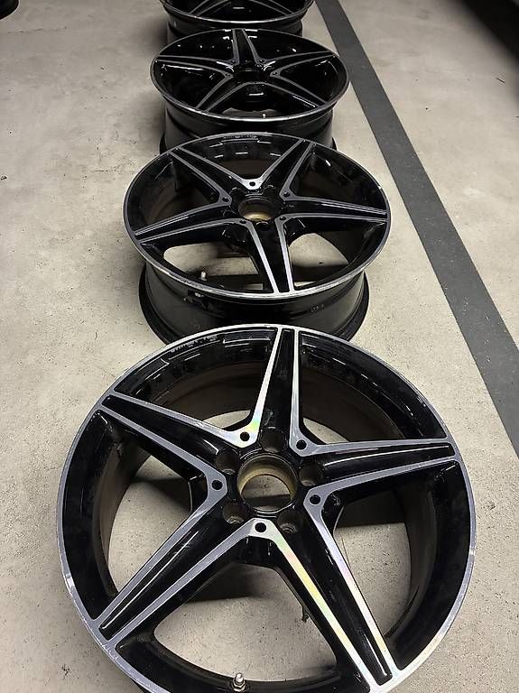Mercedes-Benz Cerchioni: Original AMG 18 Zoll Felgen – Usato da Neuenhof venduto da Gt5.Performance_