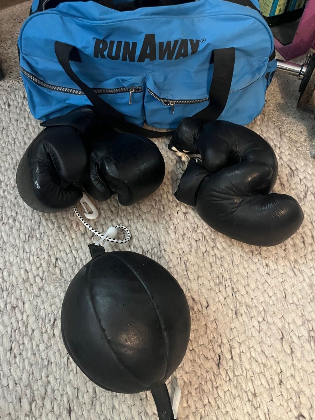 Sacchi da boxe: BoxGym Utensilien – Usato da Thun venduto da tedster