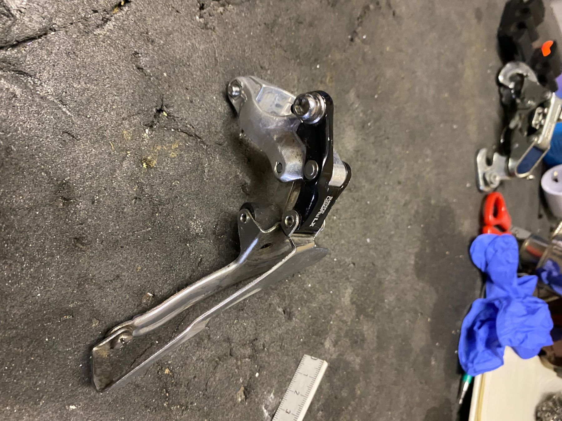 Shimano Pezzi di ricambio: Umwerfer Shimano – Usato da Horgen venduto da desmosud 1