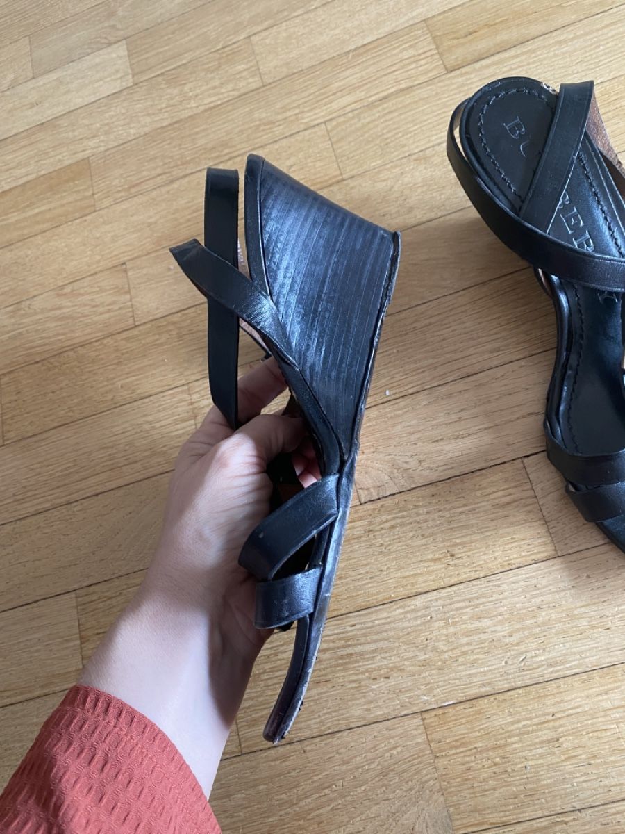 Burberry Scarpe da donna: Sandales Burberry – Usato da Versoix venduto da wen_75xm 2