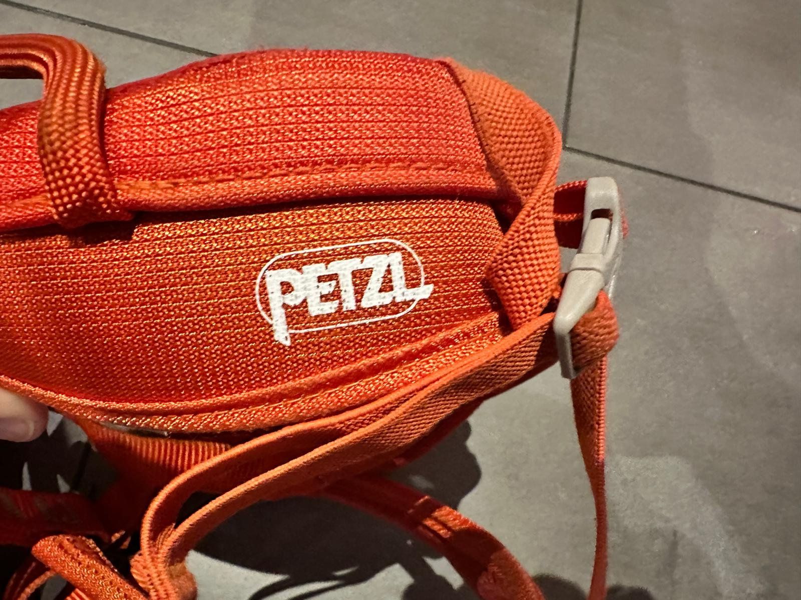 Petzl Attrezzatura da arrampicata: Petzl Klettergurt Macchu – Usato da Hergiswil LU venduto da Kubb76 1