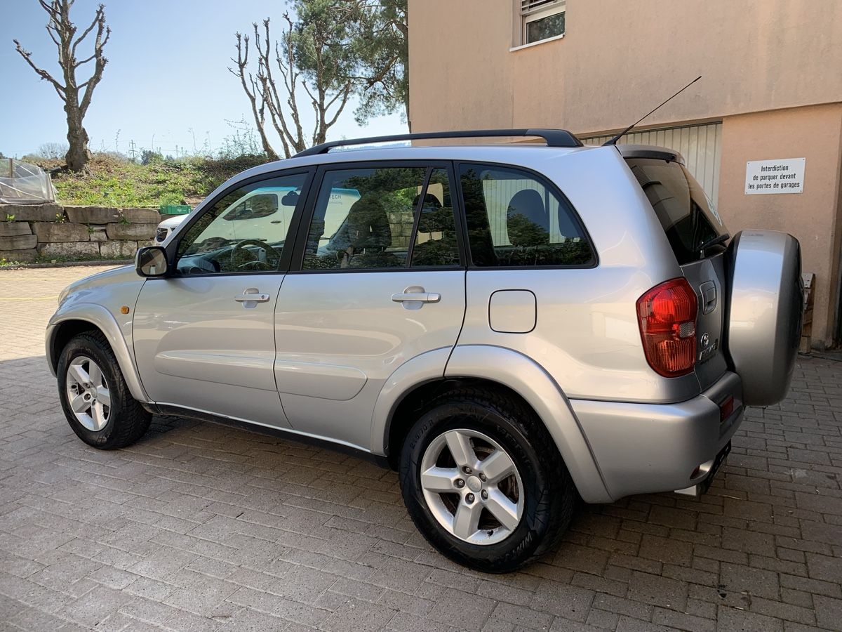 Automobili: Toyota Rav4, 4WD – Usato da Corpataux venduto da a_t_dq7j