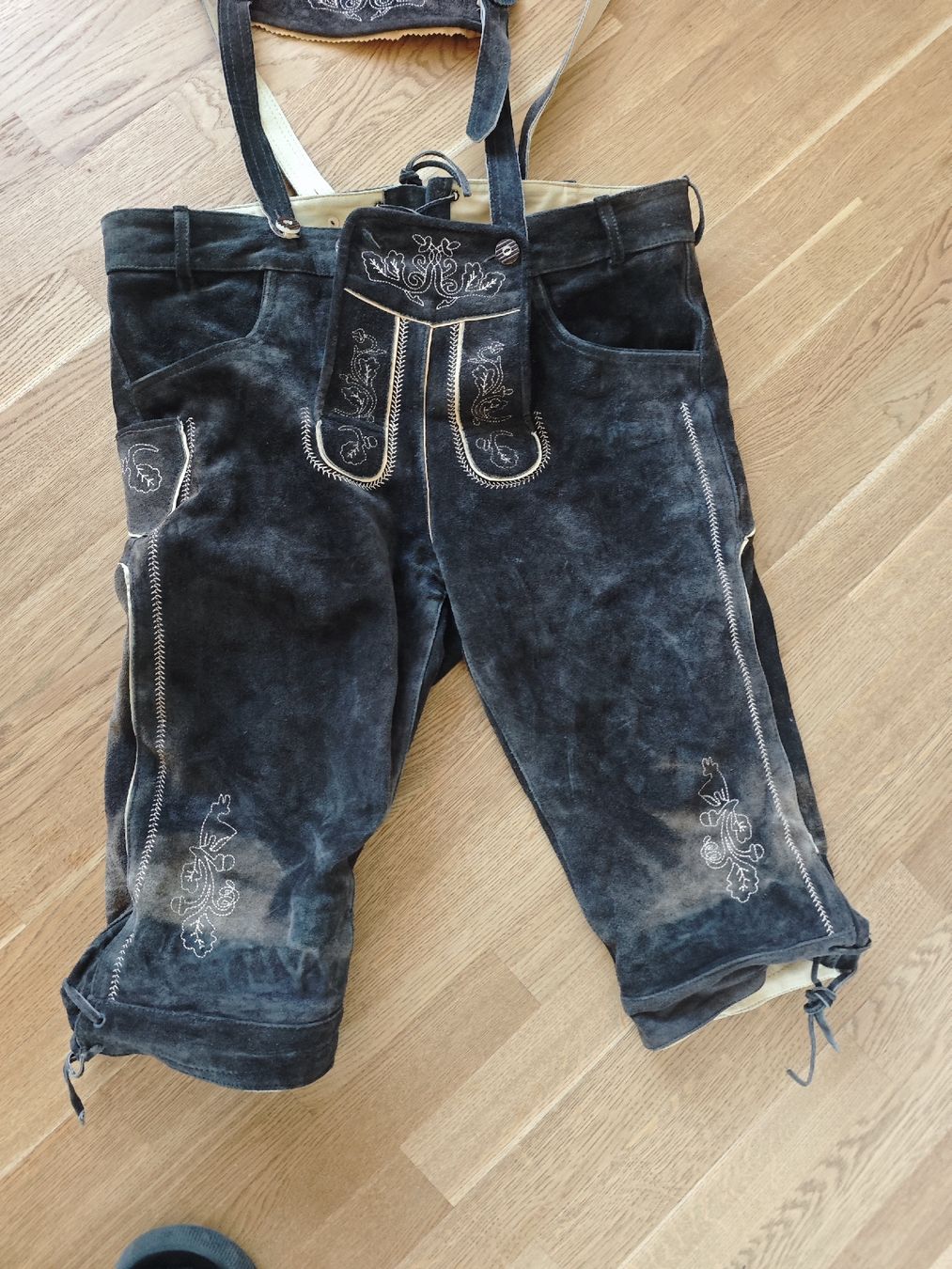 Pantaloni: Lederhosen Grösse 56 – Usato da Zürich venduto da joel.1988 1