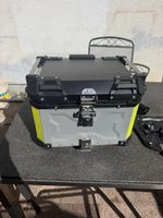 Motorrad Topcase Aluminium mit Halterung neuwertiger Zustand