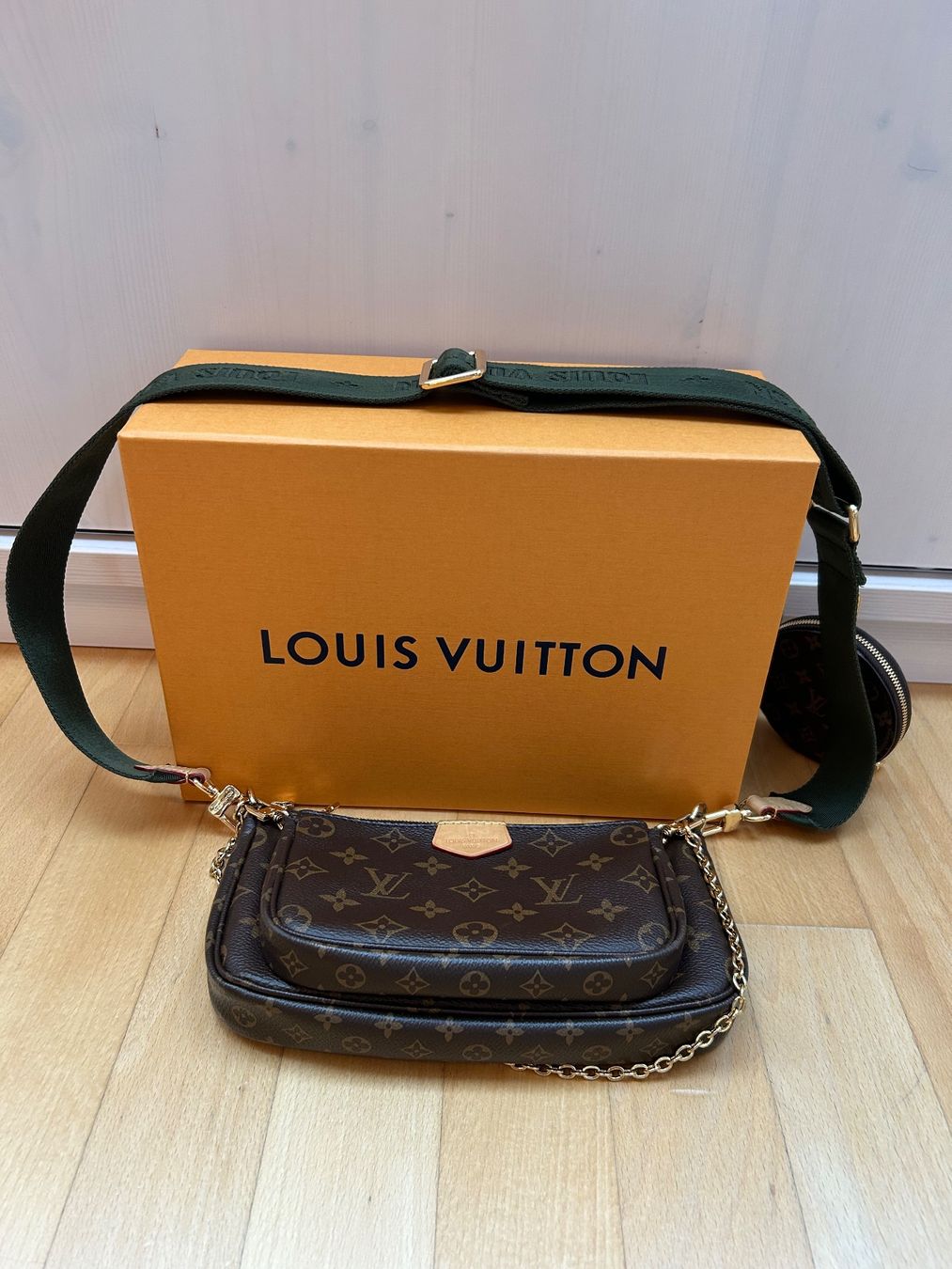 Louis Vuitton Borse da donna: Sac Louis Vuitton Multi Pochette Accessoires marron – Usato da GOCKHAUSEN venduto da chrismon 7