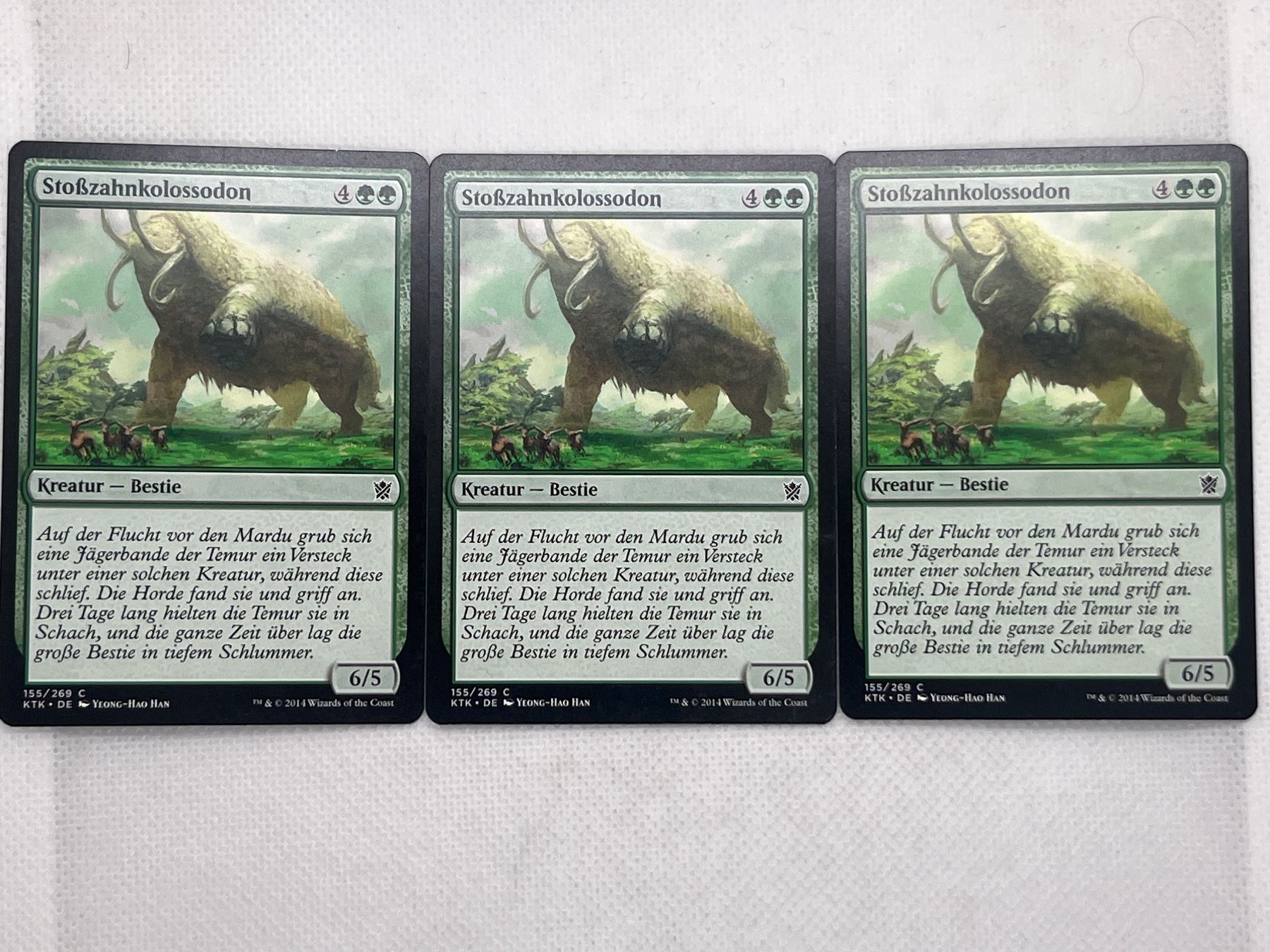 Magic The Gathering Sammelbilder & Trading cards: MTG Stoßzahnkolossodon KTK 155 Deutsch Common 3x – Gebraucht aus Hinterkappelen von Kim1992