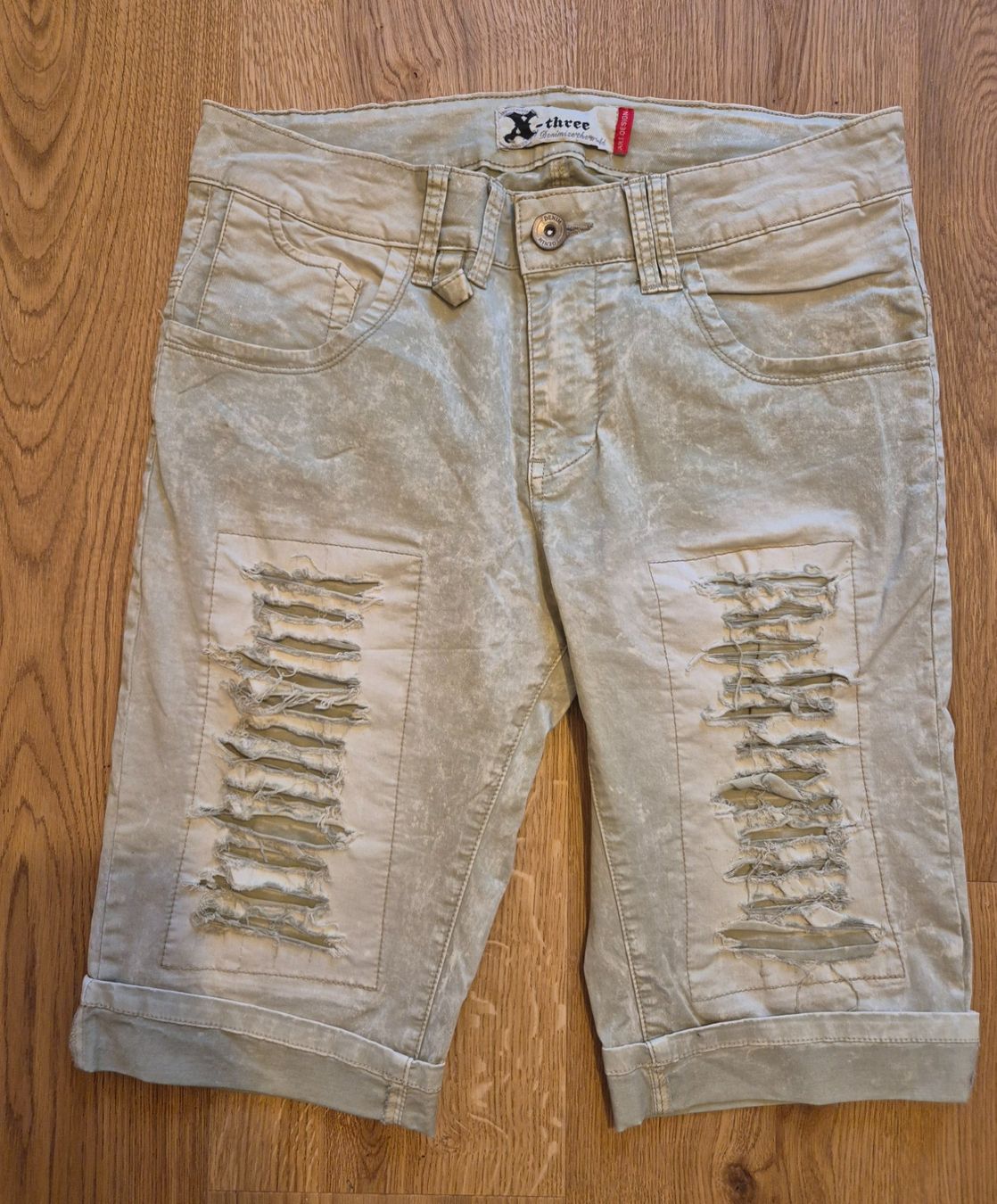 Hosen: Coole Shorts (Grösse 32) – Gebraucht aus Gams von tischi97