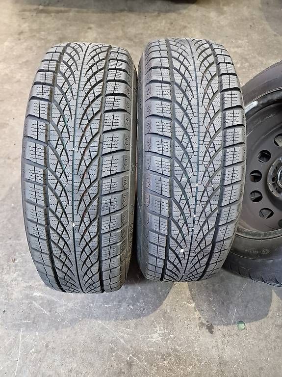 Pneus & Roues: Bmw e46 winter Räder 15 Zoll – D'occasion à Niedergösgen par Zecinha 1
