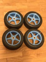 Reifen Kompletträder Set blau 4 Stück RC Auto 1:10 neuwertig