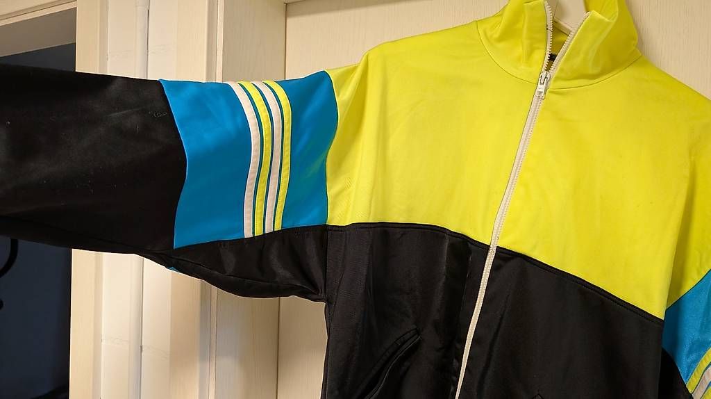 Giacche: Retro Sport Jäggli – Usato da Obergösgen venduto da LePa92 4