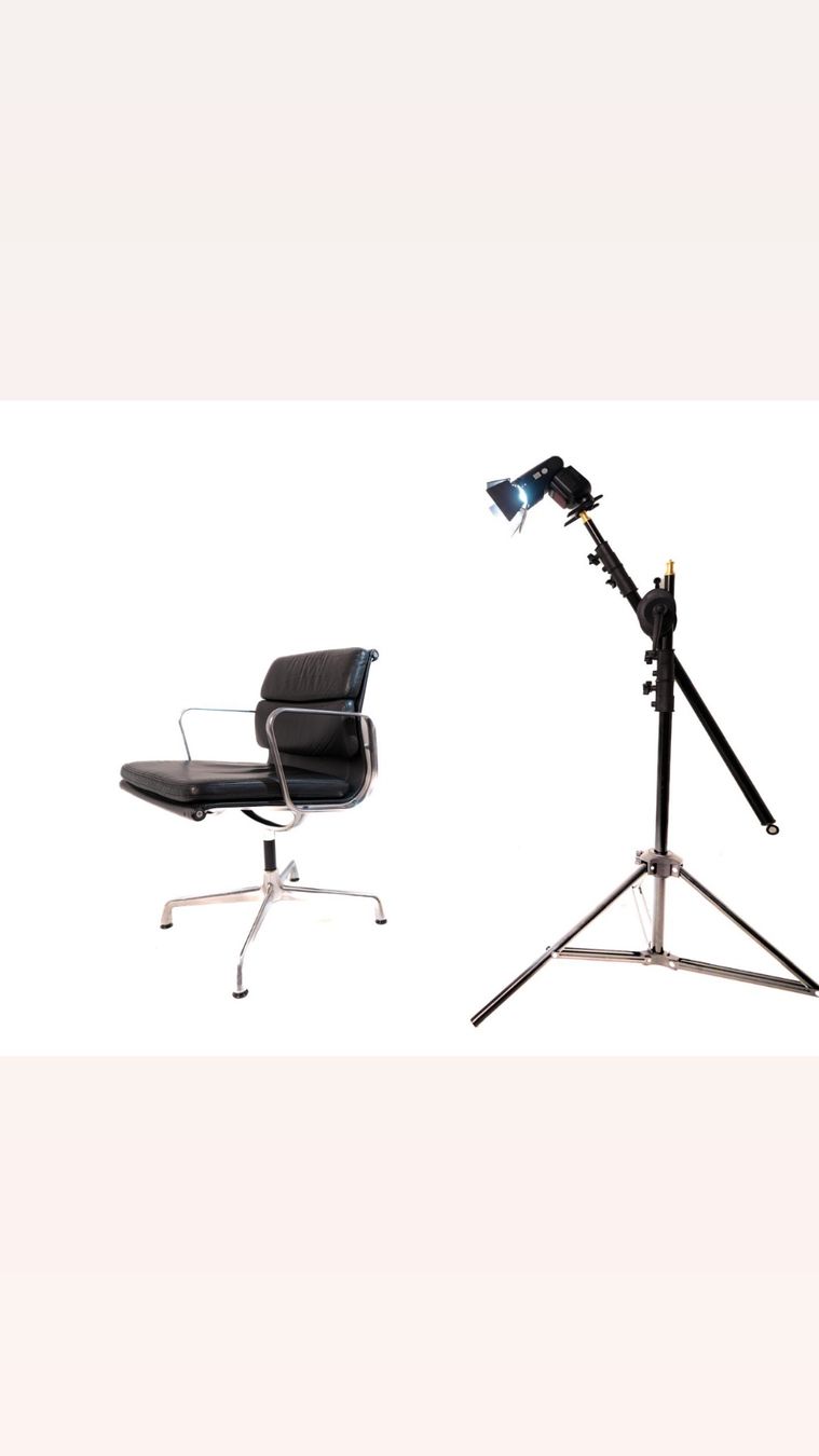 Vitra Stühle: Eames EA Softpad, Leder schwarz, Top Zustand! – Gebraucht aus Augst BL von Nextl00p 1