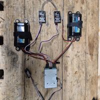 PowerBox Pioneer avec 2 récepteurs Futaba R7003SB 