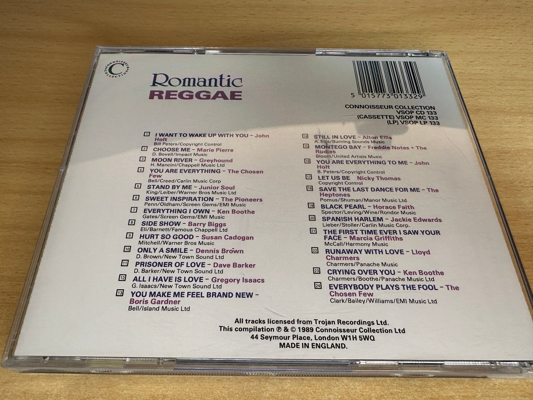 CD: T8 Various – Romantic Reggae – Usato da Rikon im Tösstal venduto da Alpenmutz 1