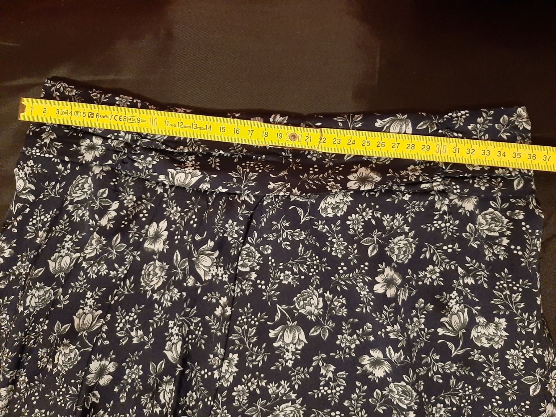 Röcke: SUITE BLANCO mini jupe plissée taille M – Neu (gemäss Beschreibung) aus Lausanne von del_tpq5 6