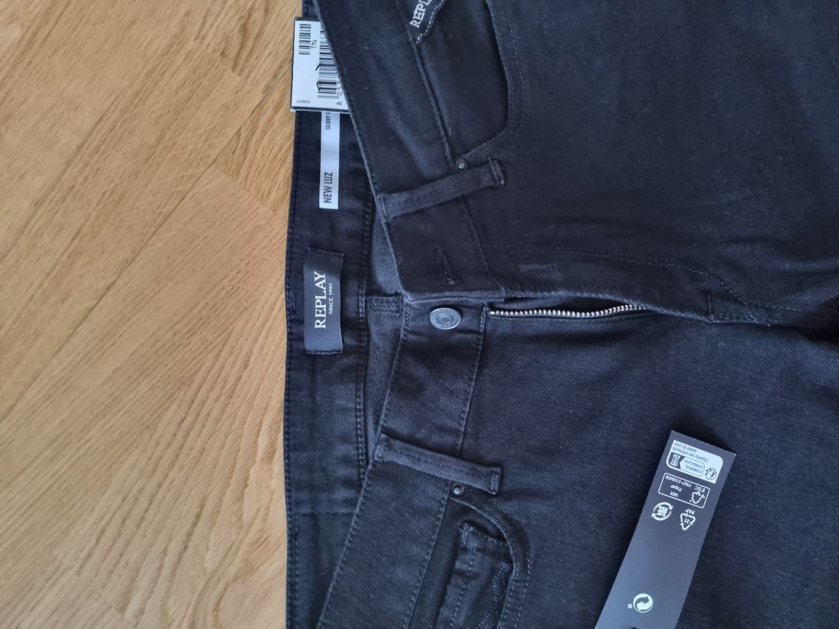 Replay Pantaloni: Repley Hose  – Nuovo (secondo la descrizione) da Bern venduto da Ana0144 1