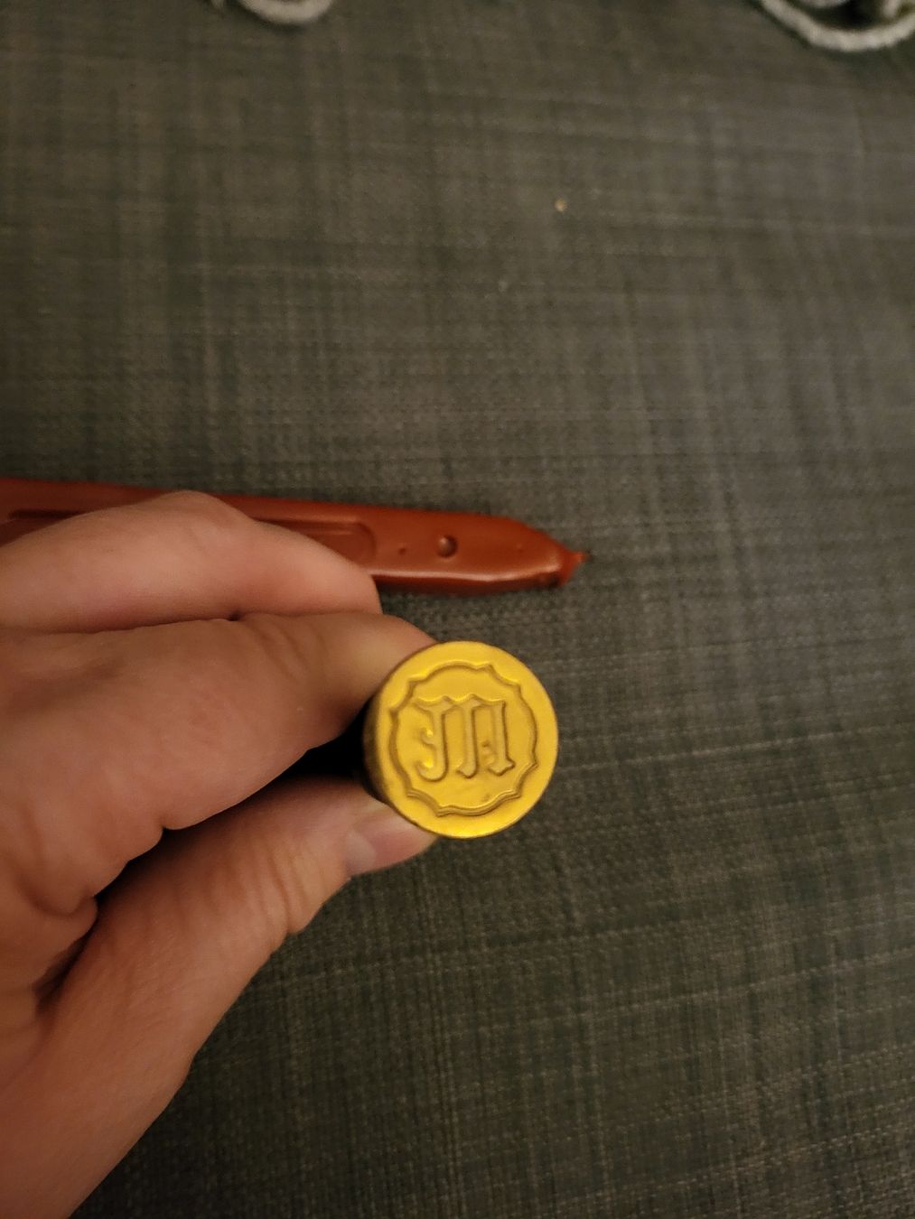 Timbri: Siegellack Set mit Monogramm "M" Siegel – Nuovo e nell'imballaggio originale da Binningen venduto da Hofka64 3