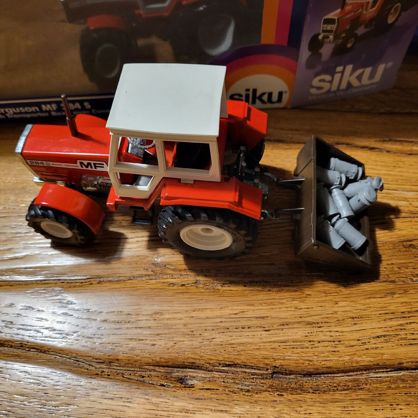 Siku Modellbausätze & Standmodelle: Siku Traktor 2853 Metall OV – Neu (gemäss Beschreibung) aus Kägiswil von Megafi56 1