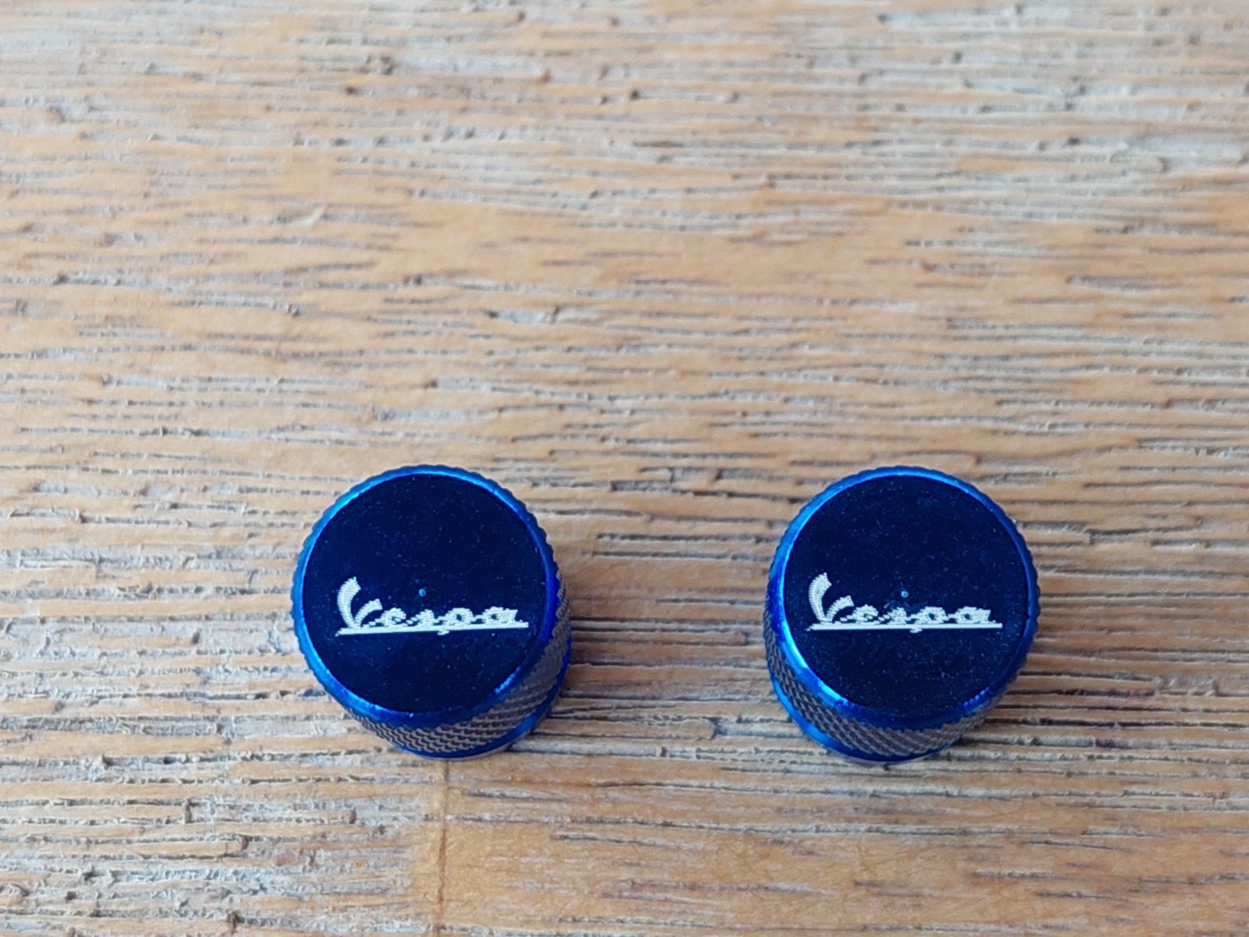 Vespa Tutti i ricambio per moto: Ventildeckeli Ventilkappen Vespa – Nuovo e nell'imballaggio originale da Zürich venduto da makimakimak 2