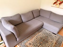 Ecksofa hellgrau, bequem & modern, günstig abzugeben