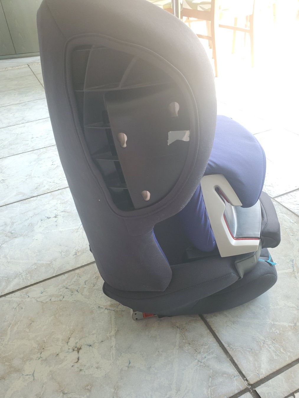 Cybex Seggiolini per auto: Cybex Juno 2-fix Kindersitz – Usato da Dättwil AG venduto da Globetrotter2000 3