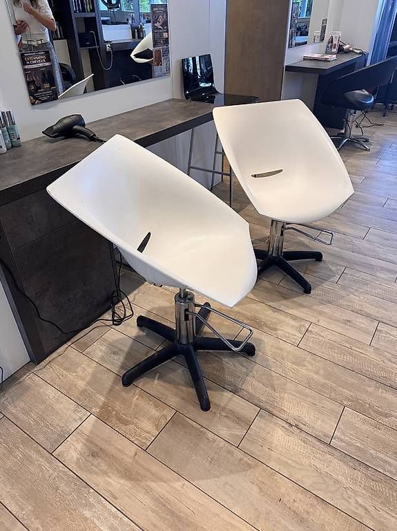 Poltrone: Fauteuil coiffeur art deco – Usato da Grand lancy venduto da thi_xpr2 1