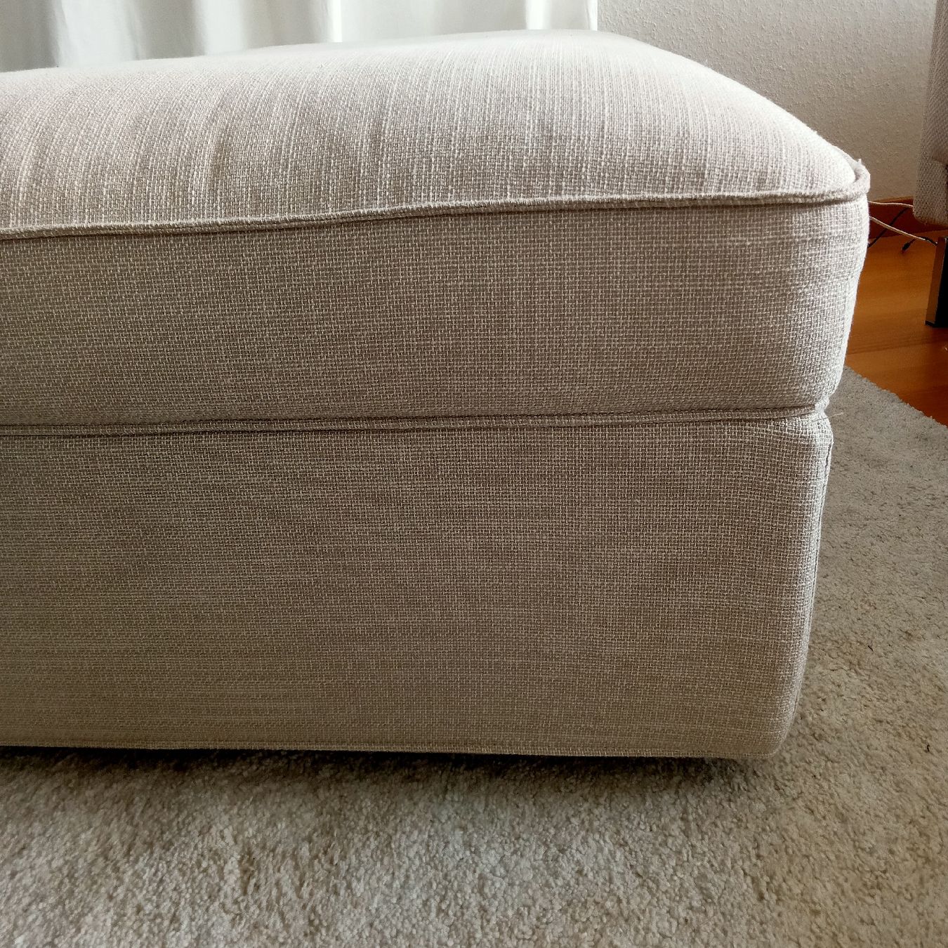 Ikea Sgabelli: Ikea Kivik Hocker mit Aufbewahrung – Usato da Baden venduto da Gian_Lu 1