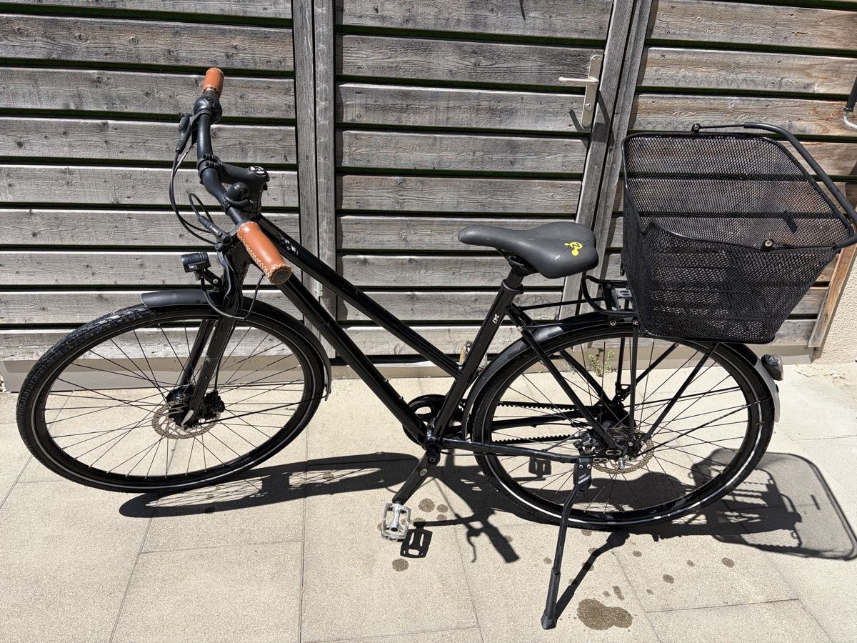Diamant Velos: Velo Damen Diamant 247 Schwarz – Gebraucht aus Winterthur von ser_mtp6