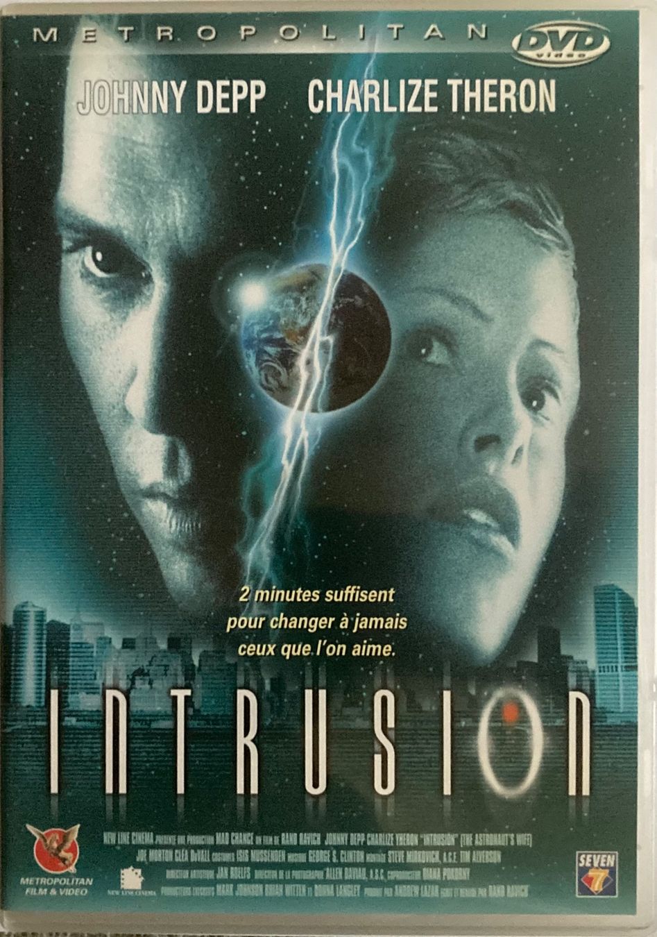 Tutti i DVDs: JOHNNY DEPP / CHARLIZE THERON - INTRUSION – Usato da Poliez-Pittet venduto da Newtown-Records