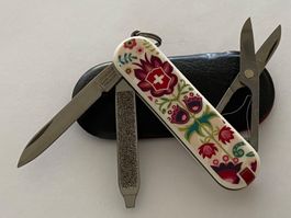 Victorinox Classic L16 LE16 2016 HAPPY FOLKS  Limited Edit